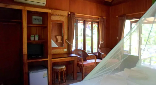 The Cliff and River Jungle Resort ภูผาและลำธารรีสอร์ท, Забронировать Отель Отели Южного Таиланда с парковкой, Парковка