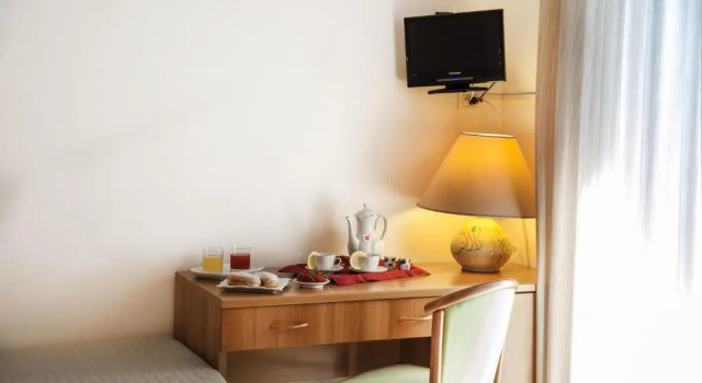 Двухместный номер Standard Hotel Royal