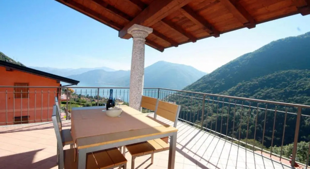 The Balcony on the Lake, Prenota Appartamento Hotel a Como con parcheggio, Parcheggio