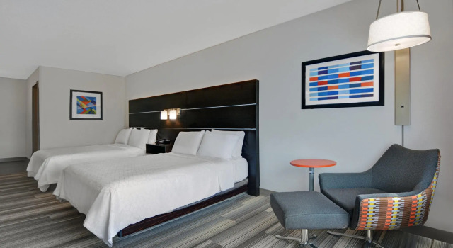 Четырёхместный номер Standard Holiday Inn Express Atmore by IHG