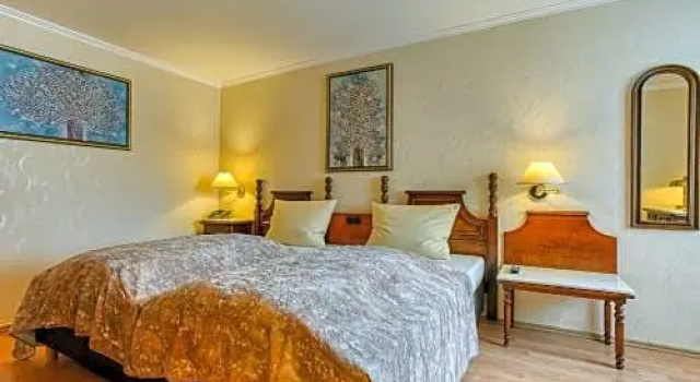 Четырёхместный номер Standard Quality Hotel Bavaria Superior