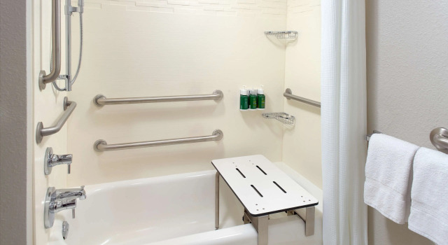 Двухместный люкс c 1 комнатой Sonesta ES Suites Raleigh Durham Airport Morrisville