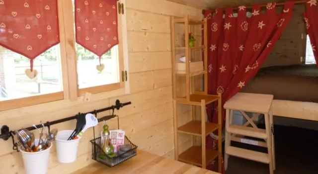 La Wiwi Mobile, Đặt Khách sạn Moyaux Normandy