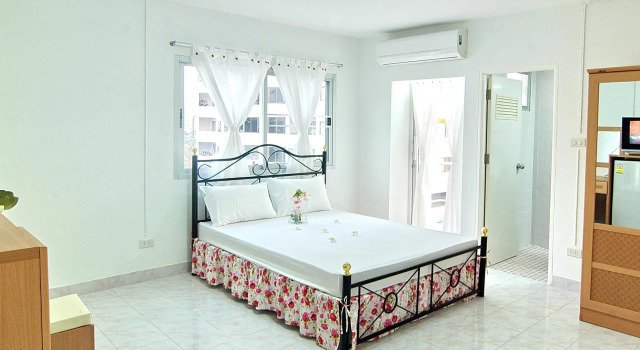 Номер Standard Common Living