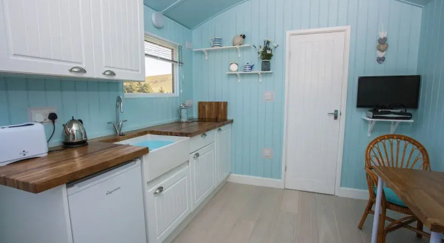 The Shepherd's Hut, Забронировать Отель Отели Сноудония с парковкой, Парковка