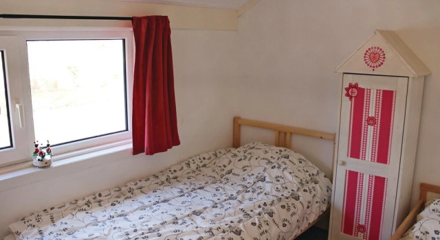 Nice Home in Bruinisse With 3 Bedrooms and Wifi, Забронировать Отель Брёйниссе Schouwen-Duiveland