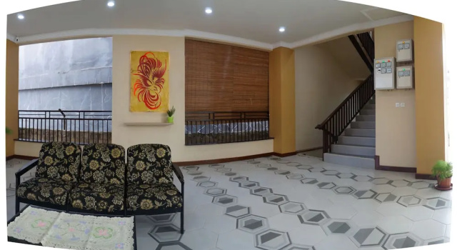 Griya Ringo Guest House, Prenota Affittacamere Sorong West Papua