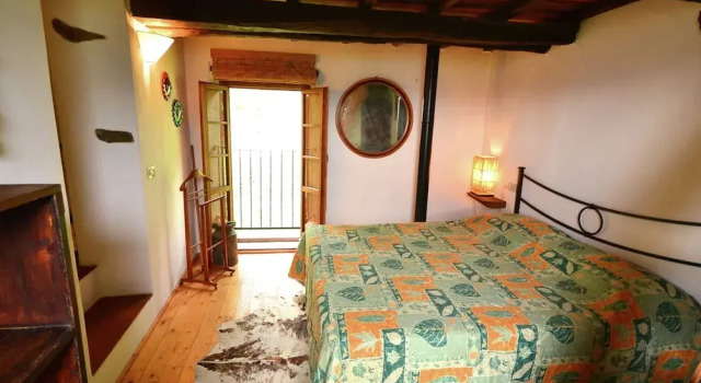 Beautiful Cottage in Pescia, Book Vacation Home Hotels in Pescia with Parking, Parking