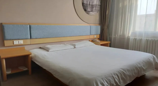 Homeinn Hotel (Rongcheng Chengshan Avenue RT-Mart), Book Hotel Hotels in Rongcheng with Parking, Parking