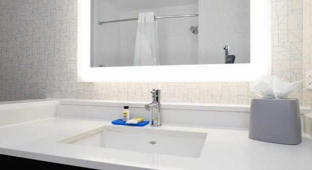 Двухместный номер Standard Holiday Inn Express & Suites - Romeoville - Joliet North by IHG