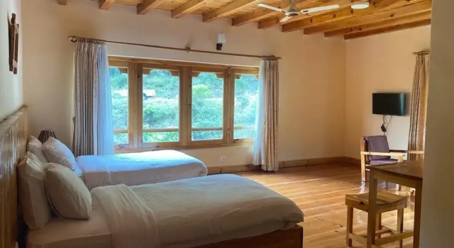 Punakha Stream Resort, Book Resort Hotels in Punakha with Parking, Parking