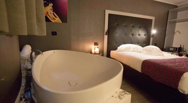 Privilege Apartments, Book Apartment Vimercate Lombardy