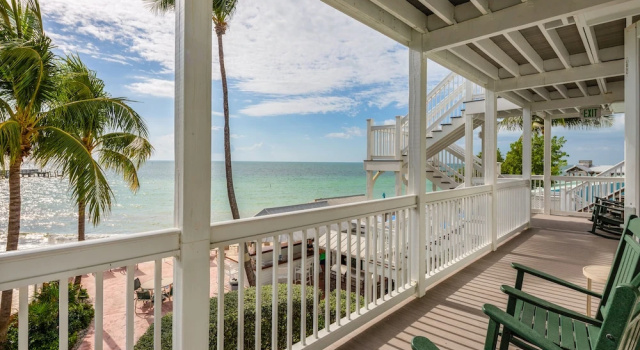 Люкс Standard с 2 комнатами Coconut Beach Resort