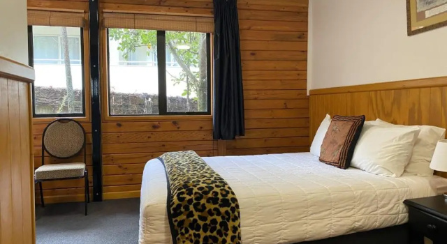 Трёхместная студия Lakefront Lodge Taupo