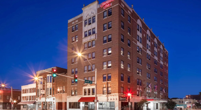 Кровать в общем номере Hampton Inn Freeport