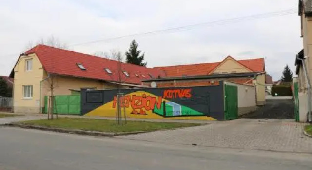Penzion Kotvas, Rezerwuj Hotel Hotele w Central Bohemia z parkingiem, Parking