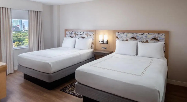Четырёхместный люкс Hampton Inn & Suites by Hilton Miami Downtown/Brickell