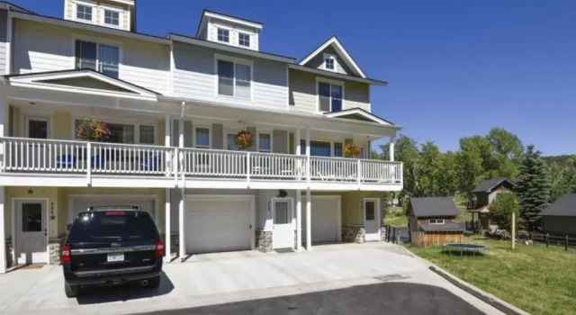 Pagosa Riviera 2 Br Condo by RedAwning, Забронировать Отель Отели Пагоса-Спрингса 3 звезды, рядом с Reservoir Hill Park, 3*
