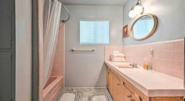 Коттедж Scenic Kernville Home - Walk to Downtown & River!