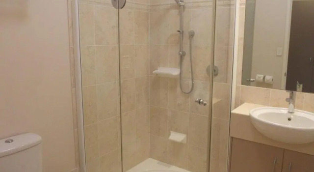 Студия Emerald Executive Apartments