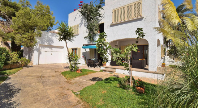 Casa Esperanza 260 by Mallorca Charme, Book Hotel Muro Majorca