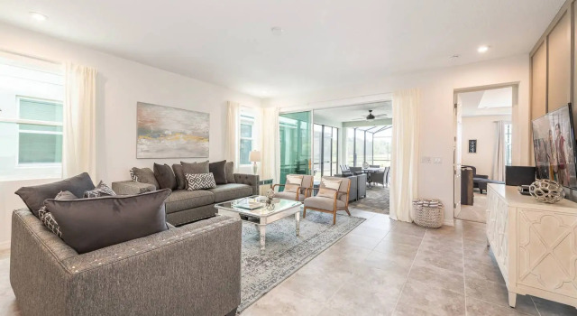 Luxury house Disney with a nice private pool near Disney, Rezerwuj Hotel Orlando Kissimmee
