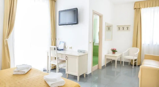 Четырёхместный номер Standard Hotel Residence Marechiaro