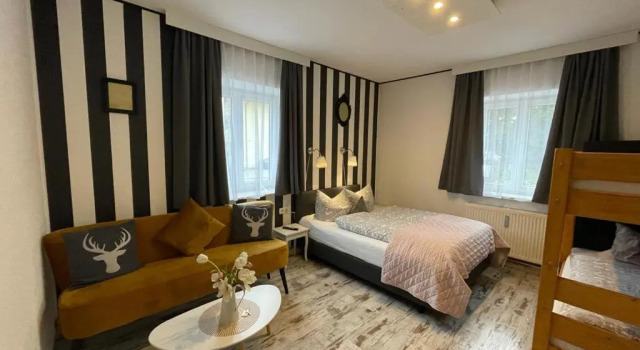 Семейный номер Standard LA Boutique House