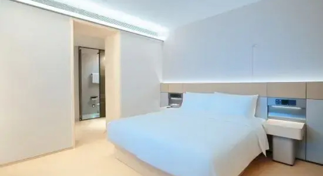 Люкс Deluxe JI Hotel (Zhuhai Austrian Park Plaza Shangchong International Famous Car City)