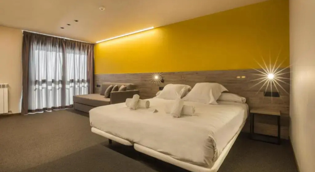 Номер Standard с видом на горы Pic Maià Mountain Hotel