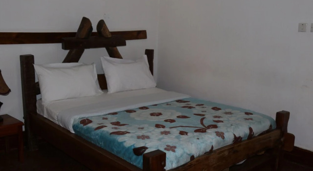 PTL Neneu Hotel, Varaa Hotelli Moshi Hai