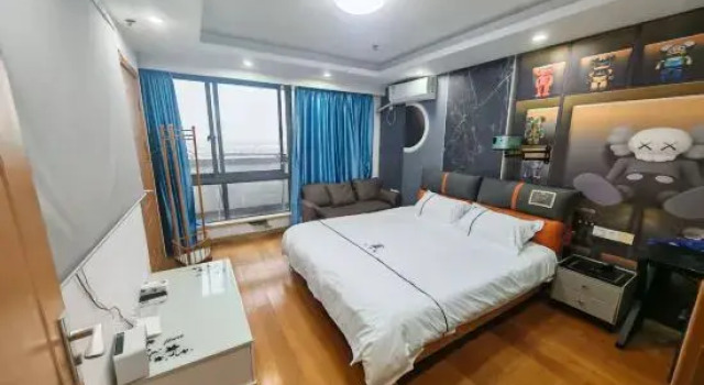 Люкс Luxury Xiaoyue Rabbit Movie Homestay (Gangyang Road)