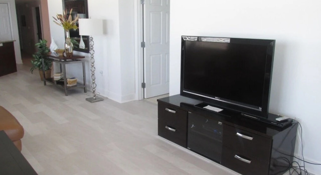 Southeast Corner with great views - 3 BR 3 BA - Sanibel 1005