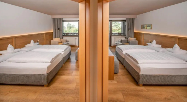Семейный номер Standard с балконом Royal Hotel Hinterhuber