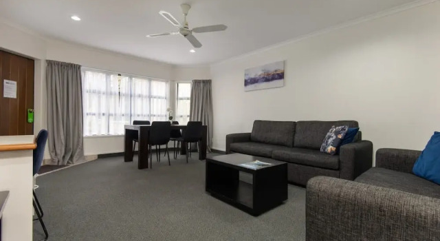 Апартаменты Superior Cambridge Mews Motel