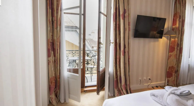 Двухместный номер Executive с частичным видом Hôtel Des Trois Couronnes & Spa - The Leading Hotels of the World