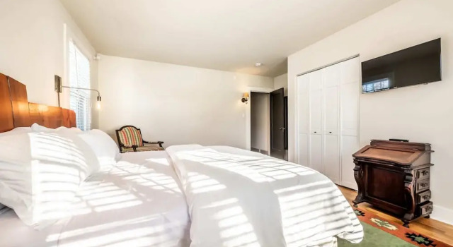 Коттедж 5BD Houseblocks From Broadmoor Fireplacecheyenne Canon & Gorgeous Views!
