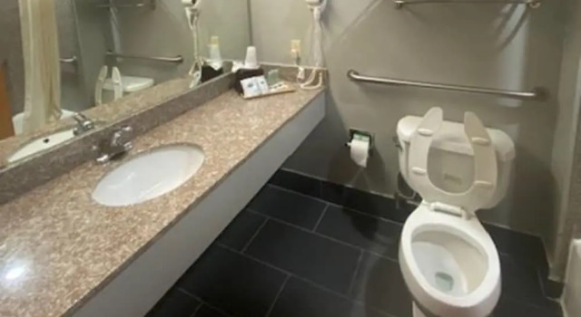 Четырёхместный номер Standard Tropicana Inn and Suites