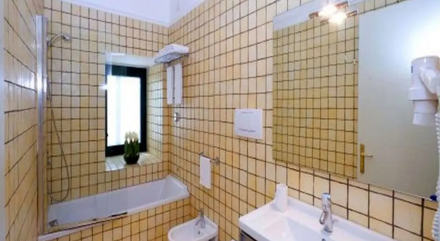Трёхместный номер Standard с балконом и с видом на сад Hotel dei Congressi