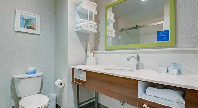 Номер Standard Hampton Inn & Suites Williamstown Ark Encounter, Ky