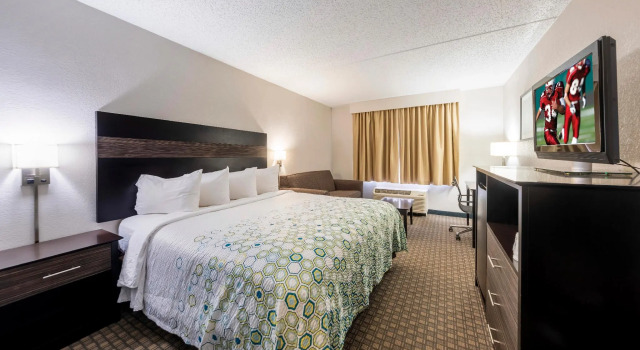 Номер Standard HomeTown Inn by Red Roof East Syracuse