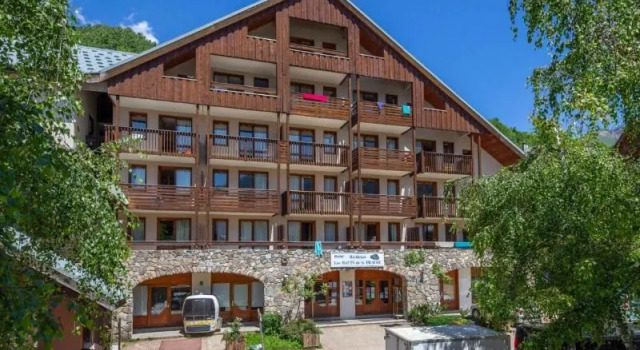 Vacancéole Résidence Les Hauts de Vaujany, Забронировать Отель Отели Ле-Гранд-Русс с бассейном, Бассейн