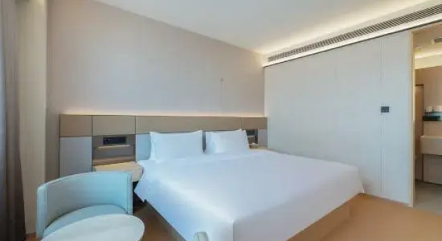 Люкс JI Hotel (Wei Hai High-speed Railway Station Han Le Fang)