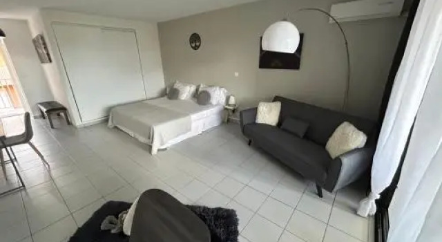 Les Malouines Studios