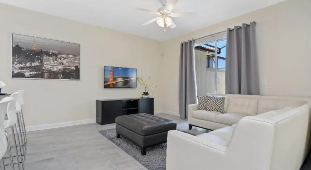 Family Friendly Four Bedroom w Pool 4896 Storeylakeresort, Rezerwuj Hotel Kissimmee Kissimmee