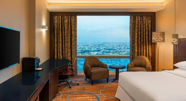 Camera Deluxe Four Points By Sheraton Kuwait
