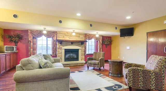 Motel 6 Park City KS