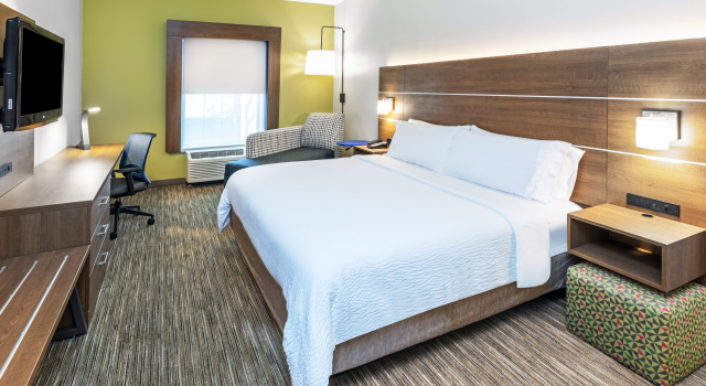 Holiday Inn Express & Suites Sulphur - Lake Charles by IHG, Забронировать Отель Салфер Acadiana