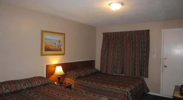 Overlander Motel