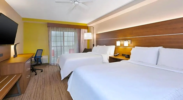 Номер Deluxe Holiday Inn Express & Suites Petoskey by IHG
